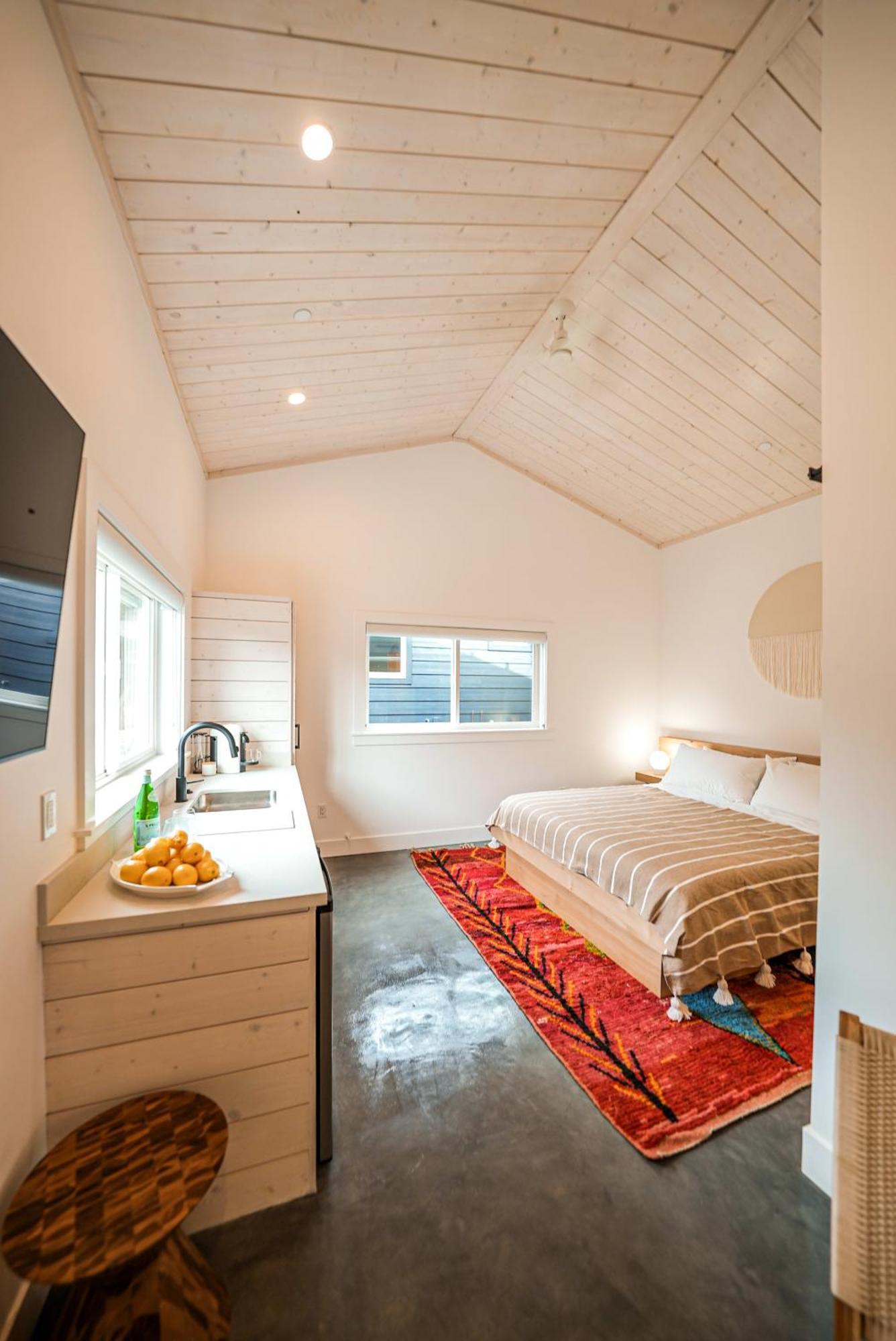 Longboard Studio Includes King Bed And Kitchenette 斯廷森海滩 外观 照片